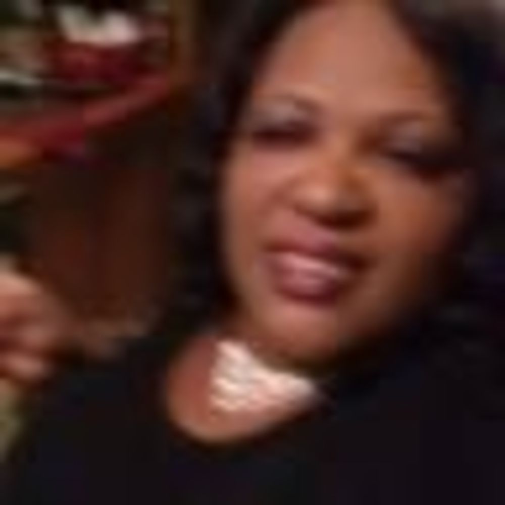 Meet your Posher, Claudene